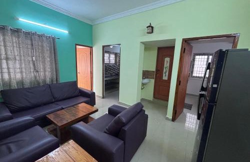 Chennai Hotel | Smart Homes near koyambedu by Stayz Royale