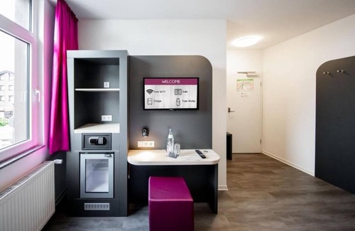 Urbach Hotel | SMARTY Airport Cologne Hotel