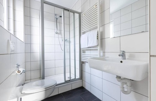 Urbach Hotel | SMARTY Airport Cologne Hotel