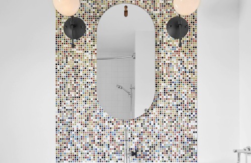 Waupoos House | Smith's Bay Waterfront Lake House