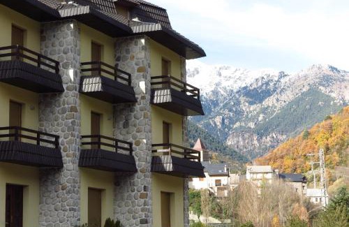 Chisagues Hotel | Snö Hotel Bielsa