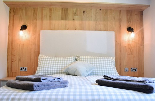 Wigton Cabin | Snittlegarth Farm Lake District Lodges Yan (1)
