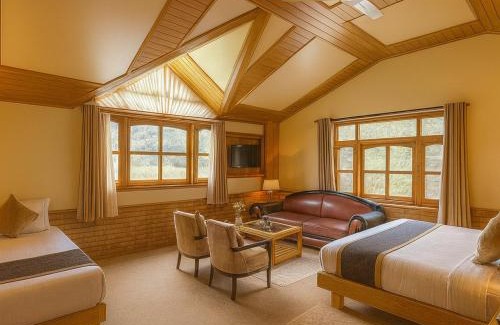 Himalayan North Hotel | Snow Clad Riverview Hotel & Resort, Manali