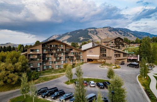 Jackson Cabin | Snow King Resort Luxury Condominiums