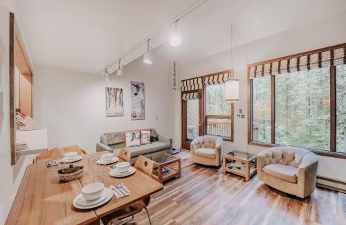 Glacier Apartment | Snowater Condo 91 - Wi-Fi - Pets Ok - Sleeps 6