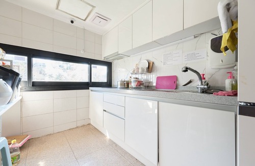 Hyehwa House | Snowflower Guesthouse
