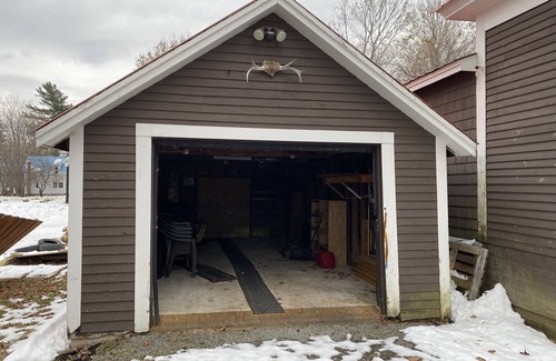 Patten House | Snowmobile trail access. Room for multi-vehicle/trailer parking.