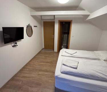 Pozega Hotel | Sobe Zimmer Frei