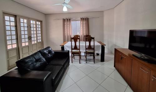 Amambai House | SOBRADO - 5 quartos - 4 banheiros - 4 vagas de garagem