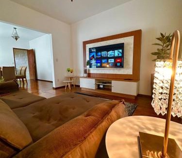 Botucatu House | Sobrado INTEIRO com todas as comodidades e ótima localização