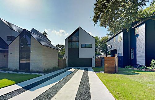 South Congress House | SoCo Eleganance