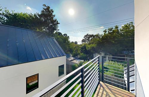 South Congress House | SoCo Eleganance