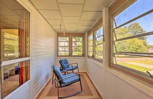 Sodus Point Cottage | Sodus Point Escape w/Yard: Walk to Lake Ontario