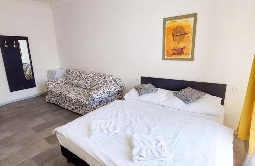 Prague 7 House | Sofa room G2 Prague 7