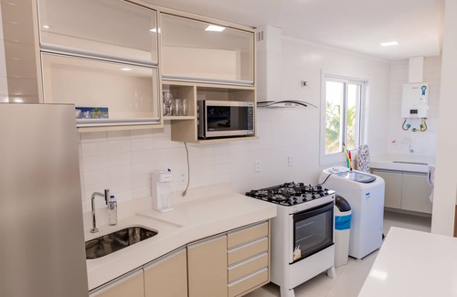 Nova Guarapari Apartment | Sofiatti Rentals Enseada Azul Ambiente Calmo10min Caminhando Bacutia E Peracanga