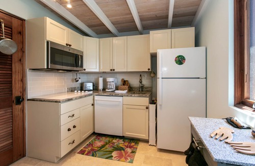 Estate Emmaus Villa | Soft breezes, rainbows, breath taking views