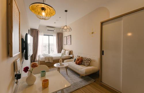 District 1 Apartment | Soho Residences Highfloor by SSens Homes
