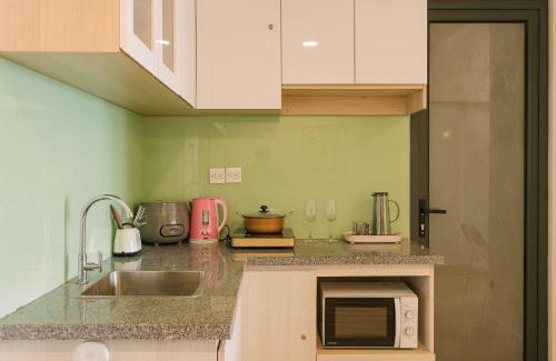 District 1 Apartment | Soho Residences Highfloor by SSens Homes