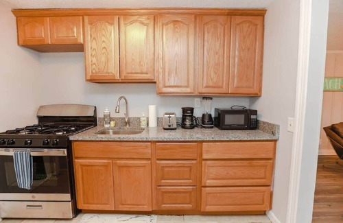 Willoughby Spit Apartment | Sojourns Spit 2 BR Beach Shack 1278WOV#2