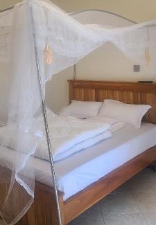 Entebbe House | Solace Guest House