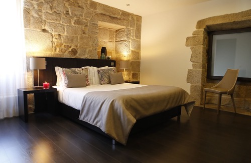 Fornos de Algodres House | Solar Dos Cáceres