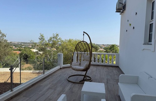 Loule House | Solar dos lírios 7-bedroom villa with pool 5 minutes from Vilamoura Marina
