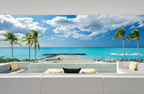Leeward Settlement Villa | Sole e Mare | Beach Front - Located in Wonderful Grace Bay with Private Pool