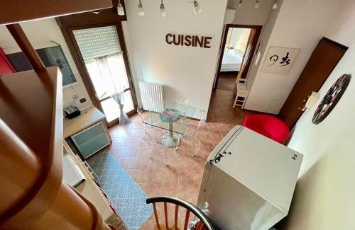 Soliera Apartment | Soliera 105 - Appartamento su due livelli in zona tranquilla