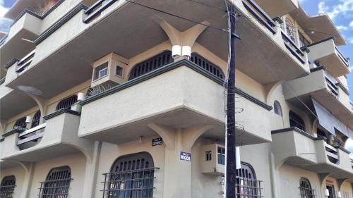 Centro Hotel | Solimar Inn Suites