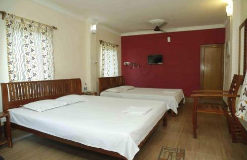 Pakhiralay Hotel | Solitary Nook