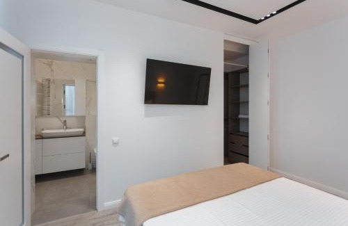 Calarasi Apartment | Solomon Dendrarium Height II