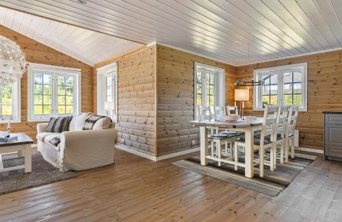Trysil Ski Chalet | Solsiden 16B by Vacation Trysil