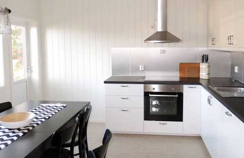 Hyllestad House | Solsvika by Interhome