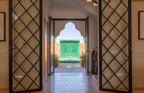 Oulad Hassoune Villa | Somptueuse Villa louée avec le personnel de maison