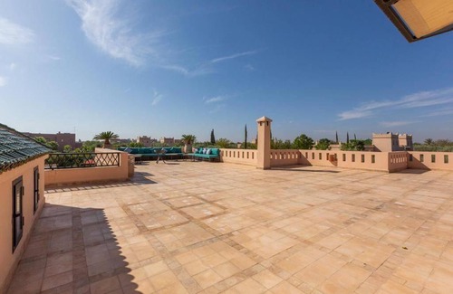 Oulad Hassoune Villa | Somptueuse Villa louée avec le personnel de maison