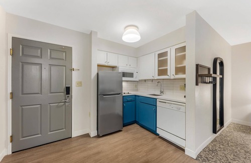 Gateway Hotel | Sonesta ES Suites Austin The Domain Area