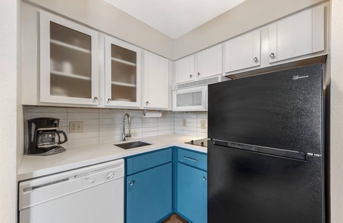 Gateway Hotel | Sonesta ES Suites Austin The Domain Area