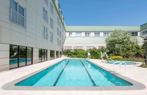 Florham Park Hotel | Sonesta Hamilton Park Hotel & Conference Center