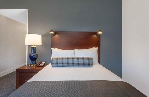 Florham Park Hotel | Sonesta Hamilton Park Hotel & Conference Center