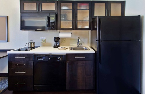 Wichita Hotel | Sonesta Simply Wichita Airport
