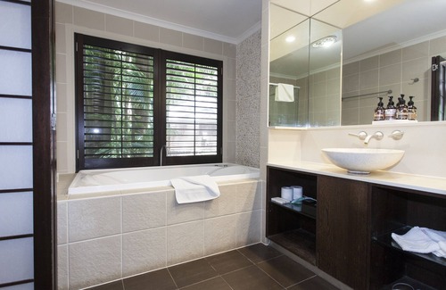 North Tamborine Cabin | Songbirds Rainforest Retreat