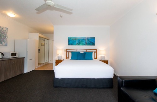 Port Douglas Resort | Sonia’s @ Ramada Resort - Free Wifi -Rm C217