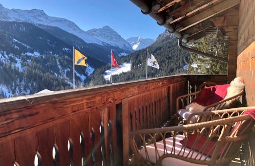 Litziruti Ski Chalet | Sonniges Chalet Arosa für 6 Pers alleinstehend mit traumhaftem Bergpanorama