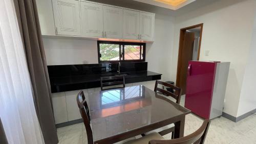 Cordova Hotel | Sonrisa - Golden Meadows by Hiverooms