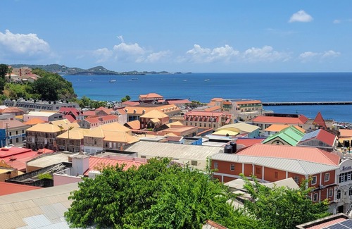 St. George's Apartment | Soothing 2-bedroom apartment with AC in Saint George's