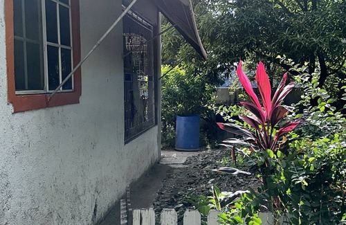 Kingston House | Soothing house with WiFi in Kingston