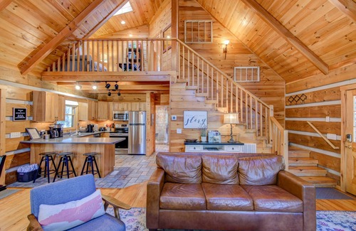 Boone House | Soothing Waters -2br home on stream with a hot tub!