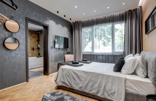 Sofia City Center Apartment | Sophisticated 2BDRM 2BATH and Billiard