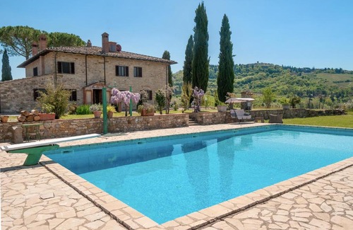 Radda in Chianti House | Sopra - La colonica nel Chianti