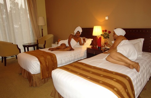 Piazza Hotel | Soramba Hotel